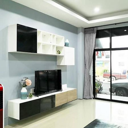 Khoksametchun Hostel Plus ハートヤイ エクステリア 写真